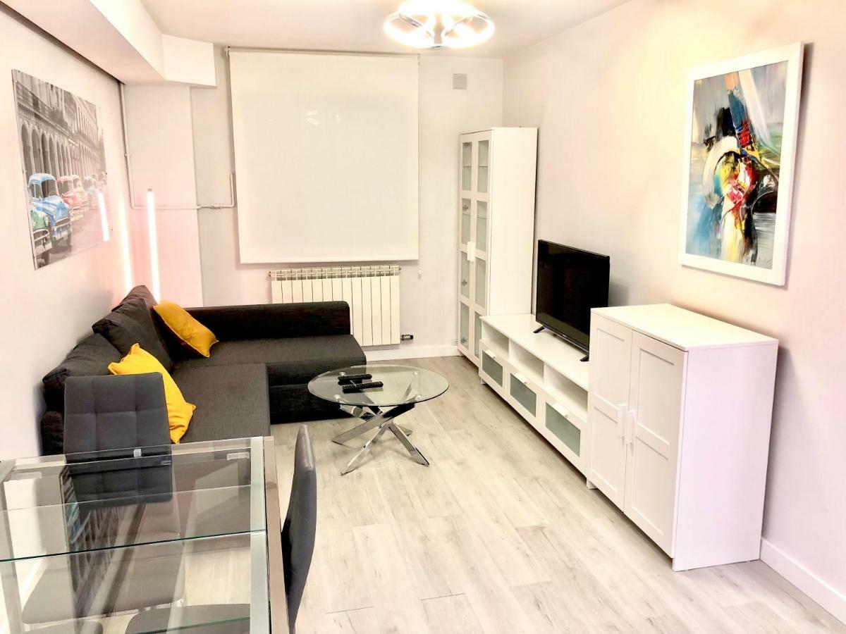 Apartment W W W Goyahospitales Es Bajo B León